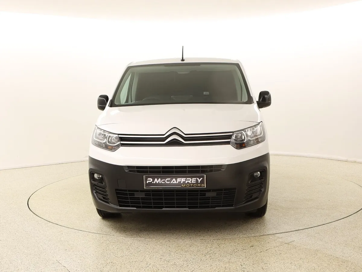 2022 Citroen Berlingo 1.5 HDI Enterprise 3 seater - Image 2
