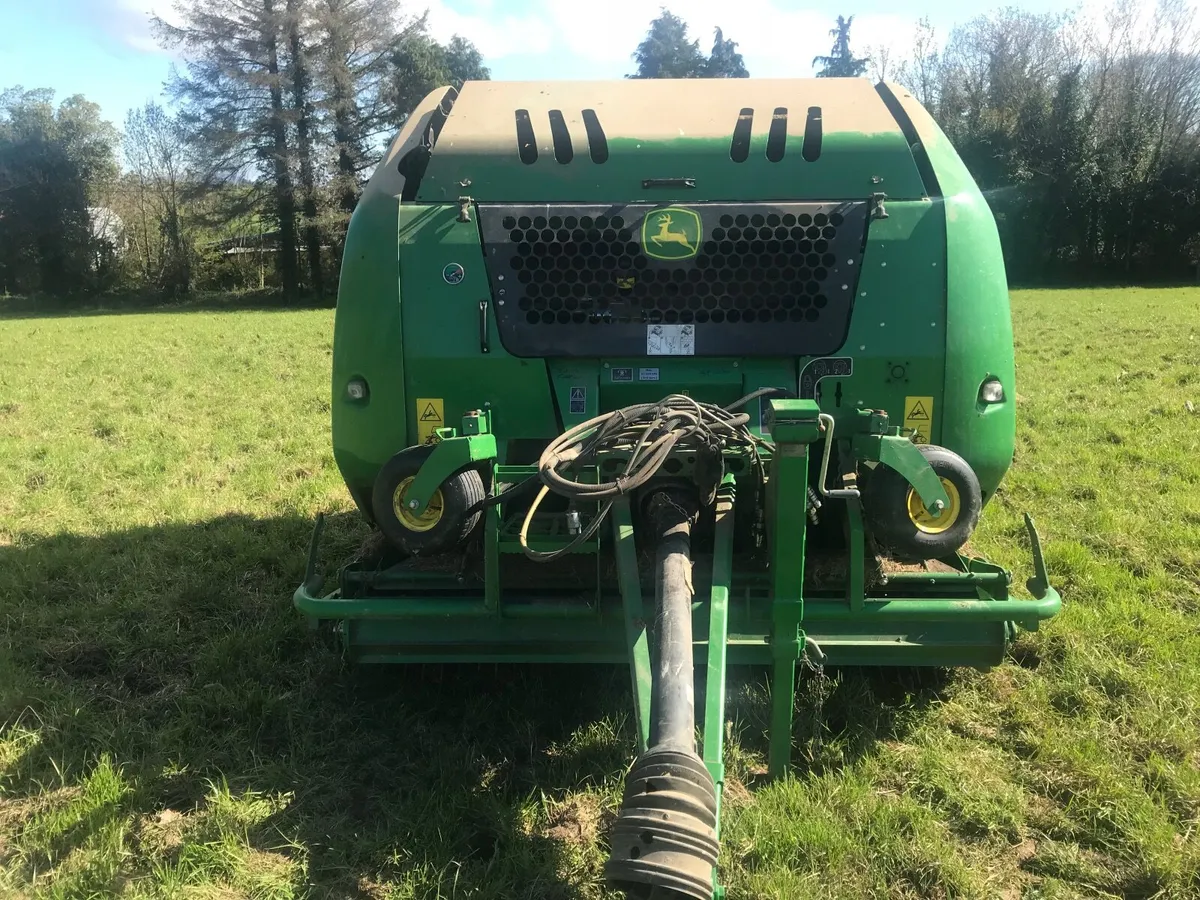 John Deere baler - Image 2