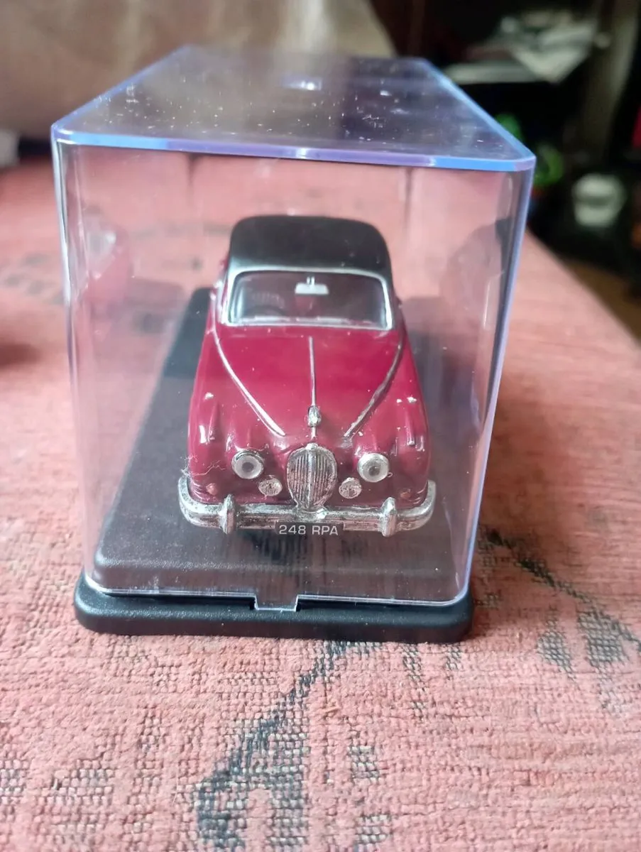 CORGI CLASSIC DIE--CAST MODLE JAGUAR MK 2 SERIES. - Image 1