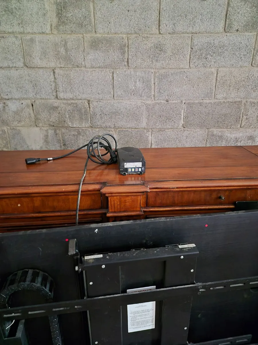 TV media center - designed for TV to disappear - Image 3