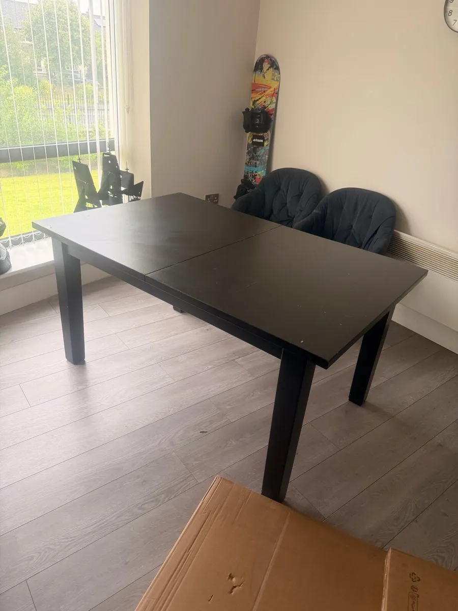 Hardwood Dining table - need gone - Image 4