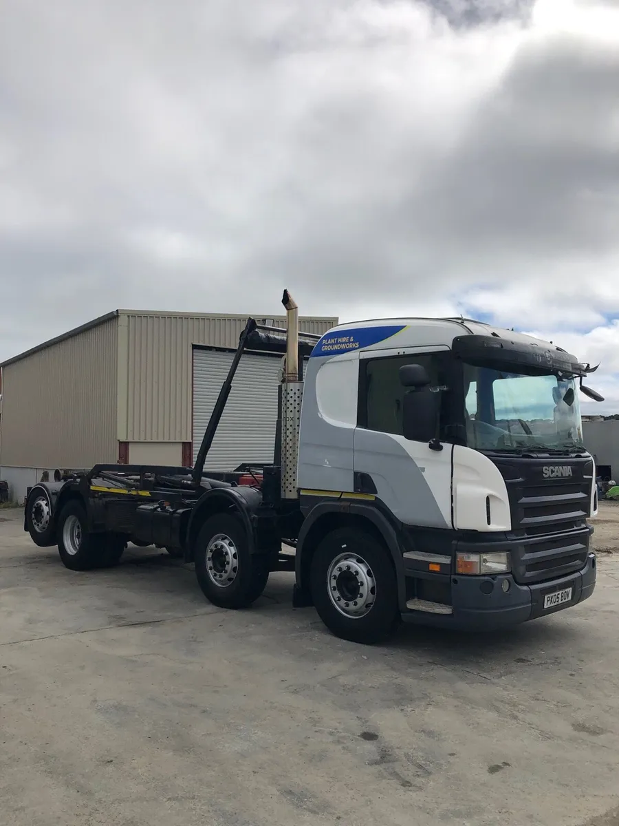 Scania P420 hook loader - Image 1