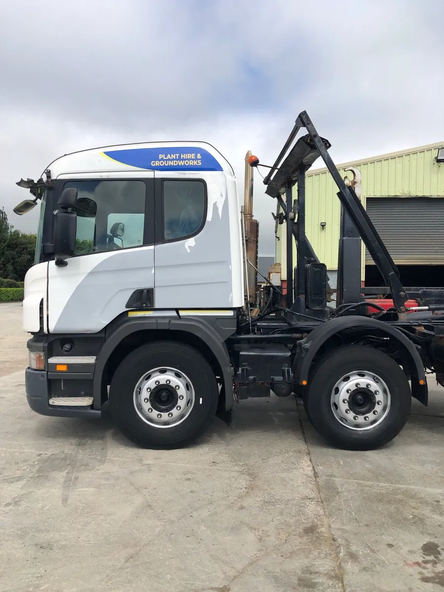 Scania P420 hook loader - Image 4