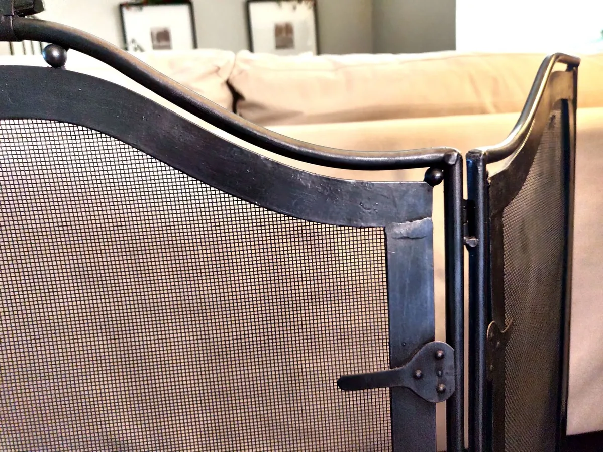 3 panel wrought iron fire screen - Image 4