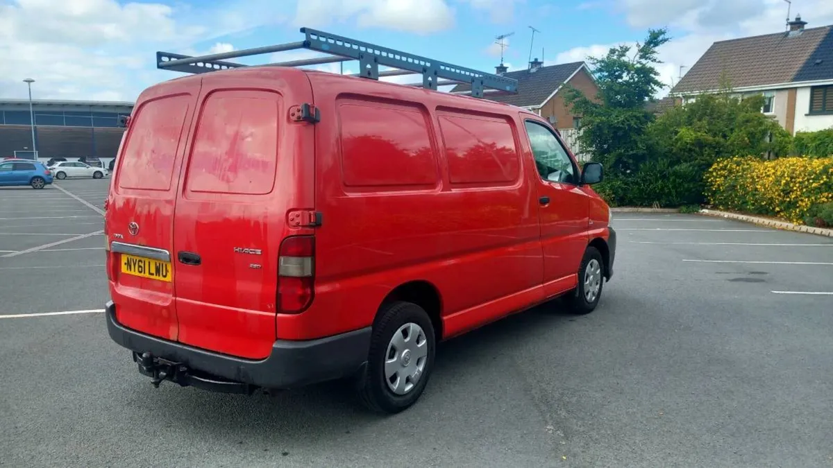 Toyota hiace - Image 4