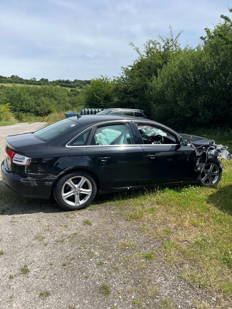 Audi A4 2015 - Image 1