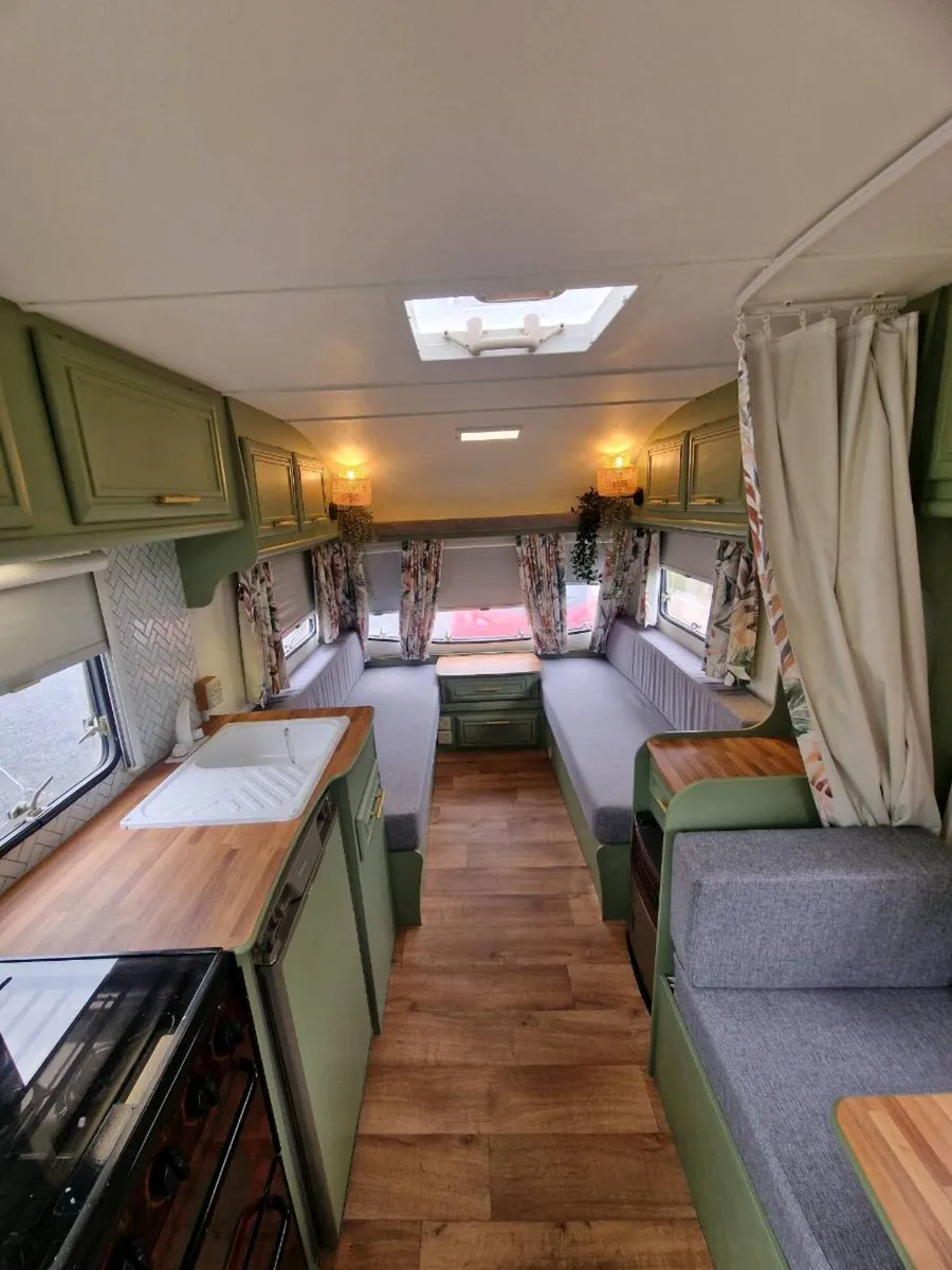 Caravan 🚐 - Image 3