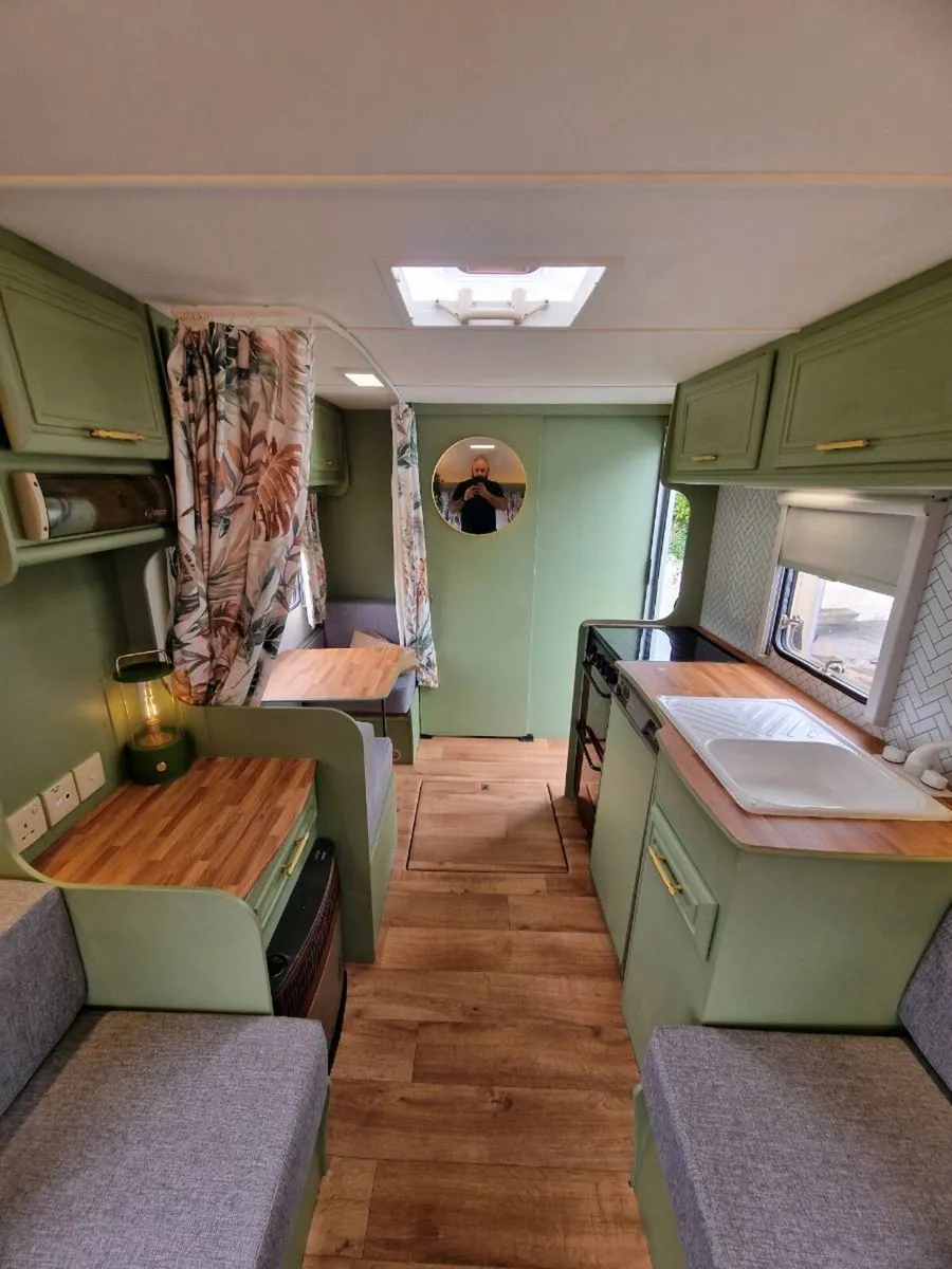 Caravan 🚐 - Image 4