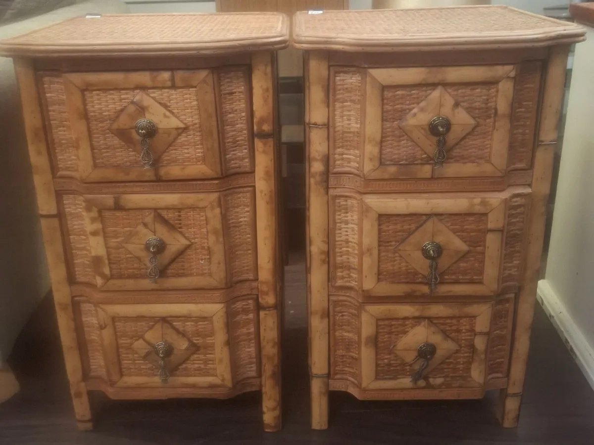 2 Bedroom / Bathroom Bamboo Effect Lockers. - Image 2