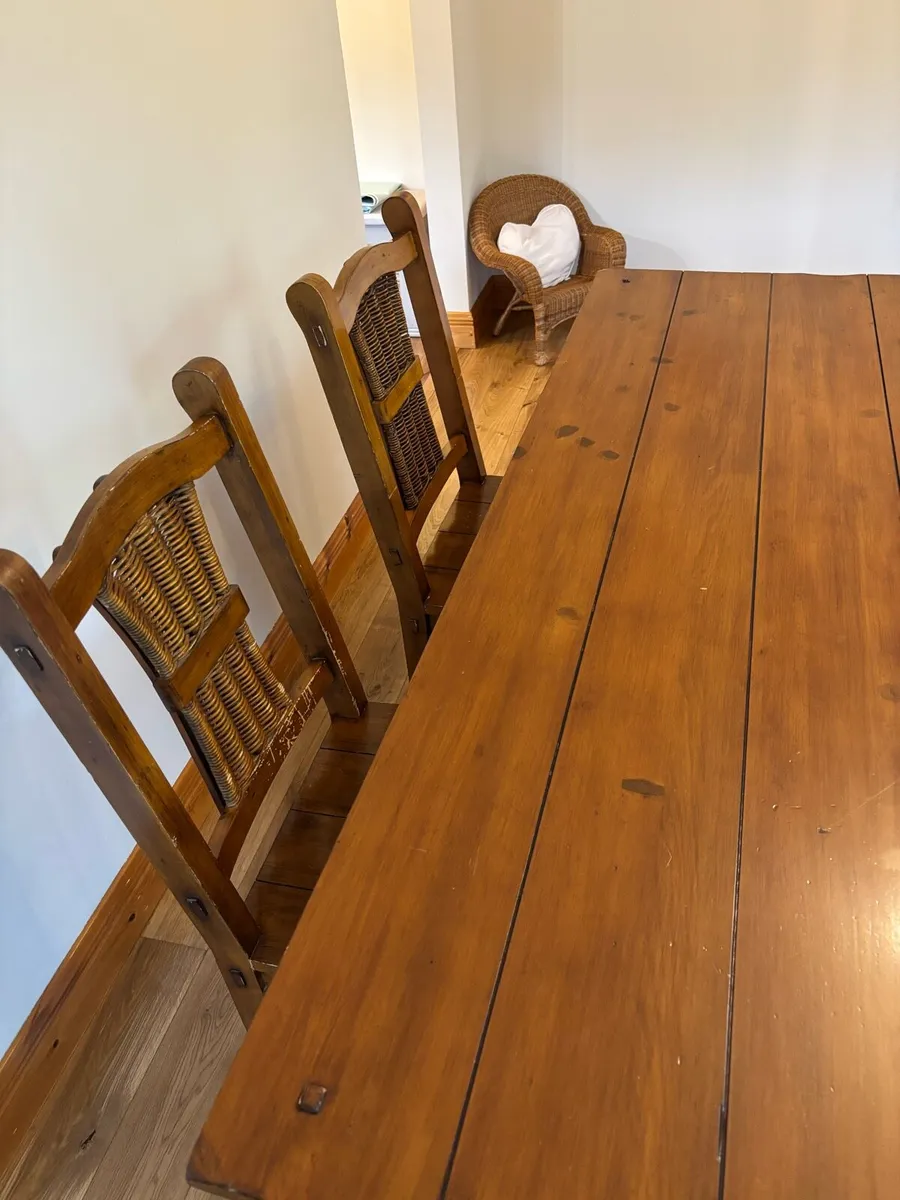 6ft table and 8 chairs - Image 3