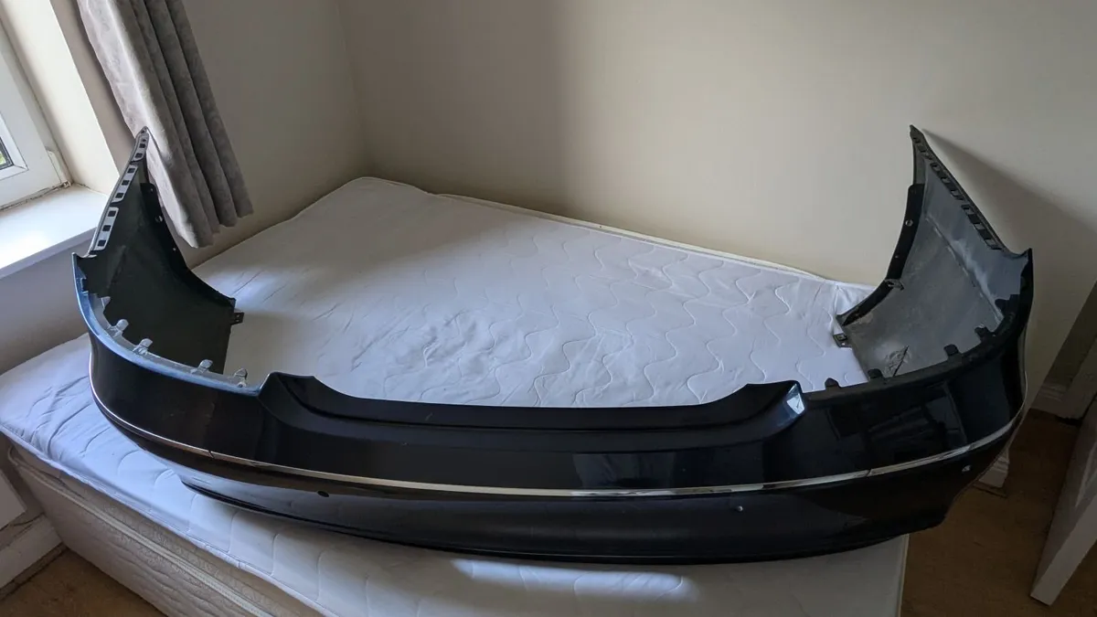 Mercedes CLS W218 Rear Bumper 11-14 - Image 3