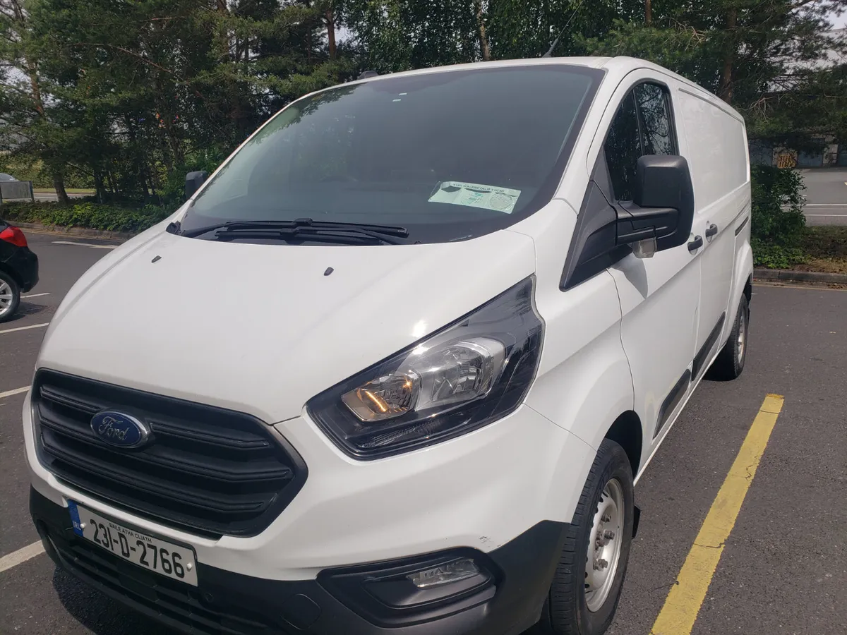 Ford Transit Custom 2023 - Image 2
