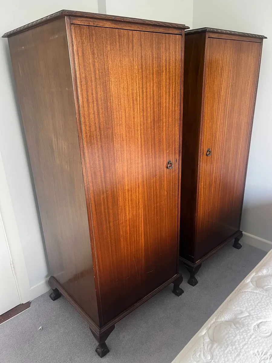 Pair of wooden vintage wardrobes (sold together) - Image 1