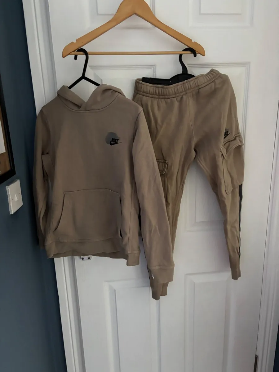Boys clothes bundle deal - Image 3