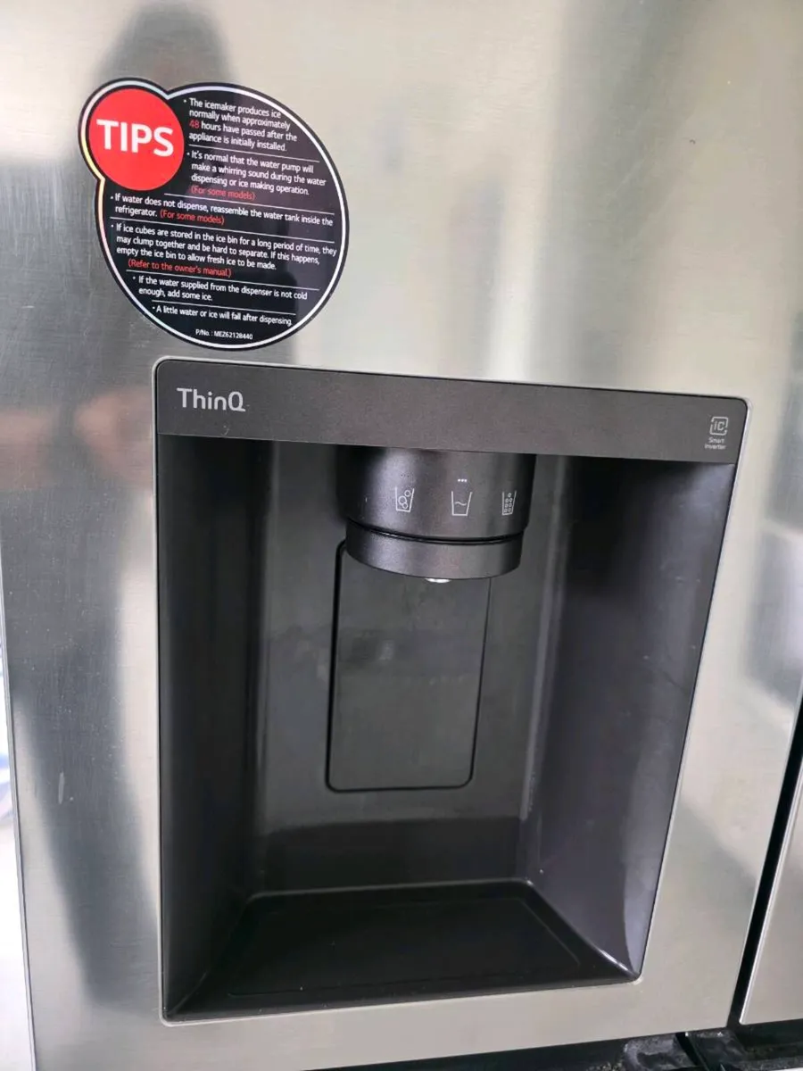 American Refrigerator LG - Image 3