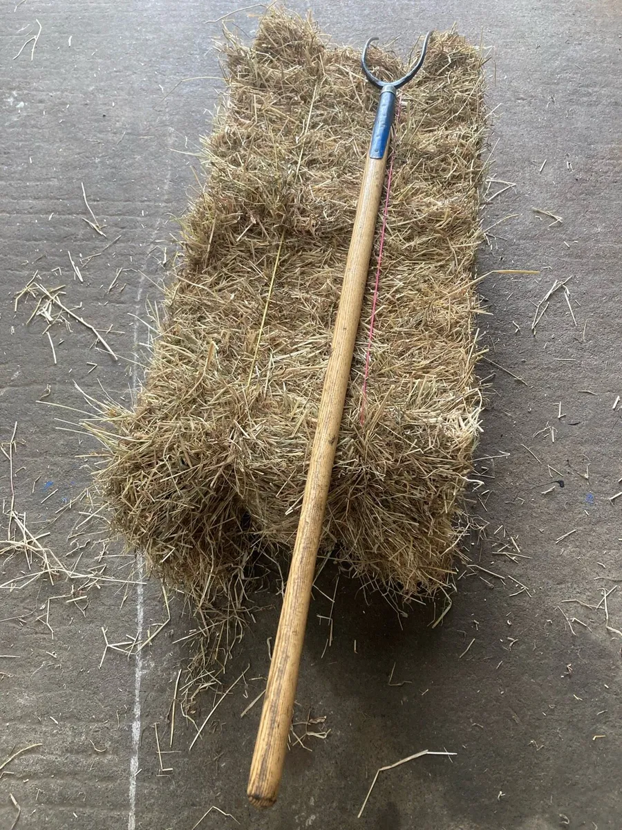 Small Squares Bales Of Hay - Image 3