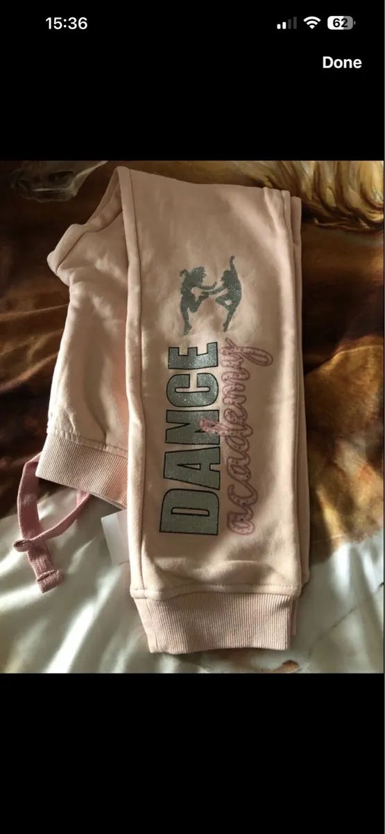 Girls BNWT bottoms age 10/11 €3 - Image 2