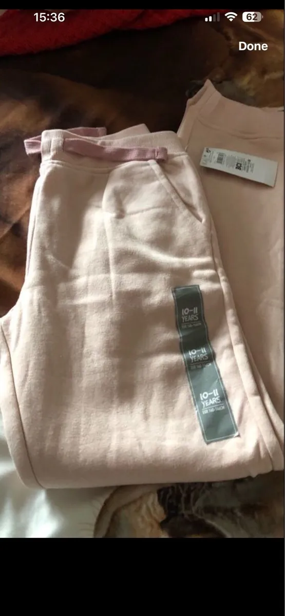 Girls BNWT bottoms age 10/11 €3 - Image 4