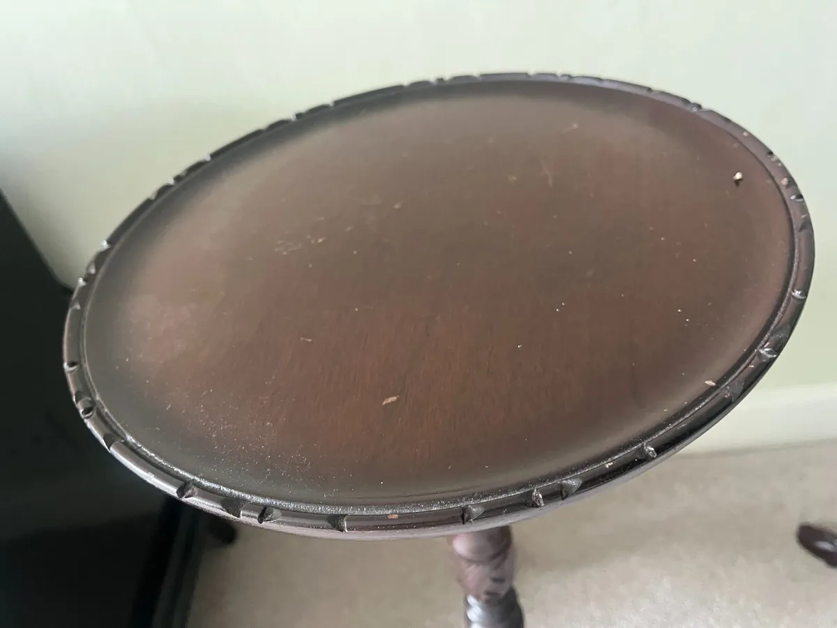 Set of Three Vintage Mahogany Pedestal Tables - Image 2