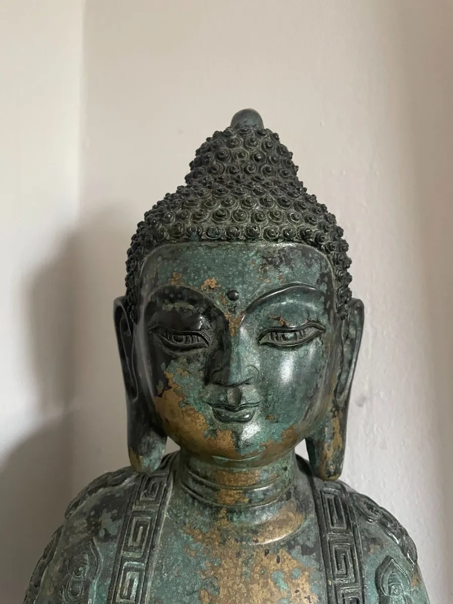 Chinese bronze Buddha heavy very beautiful gold - Image 2