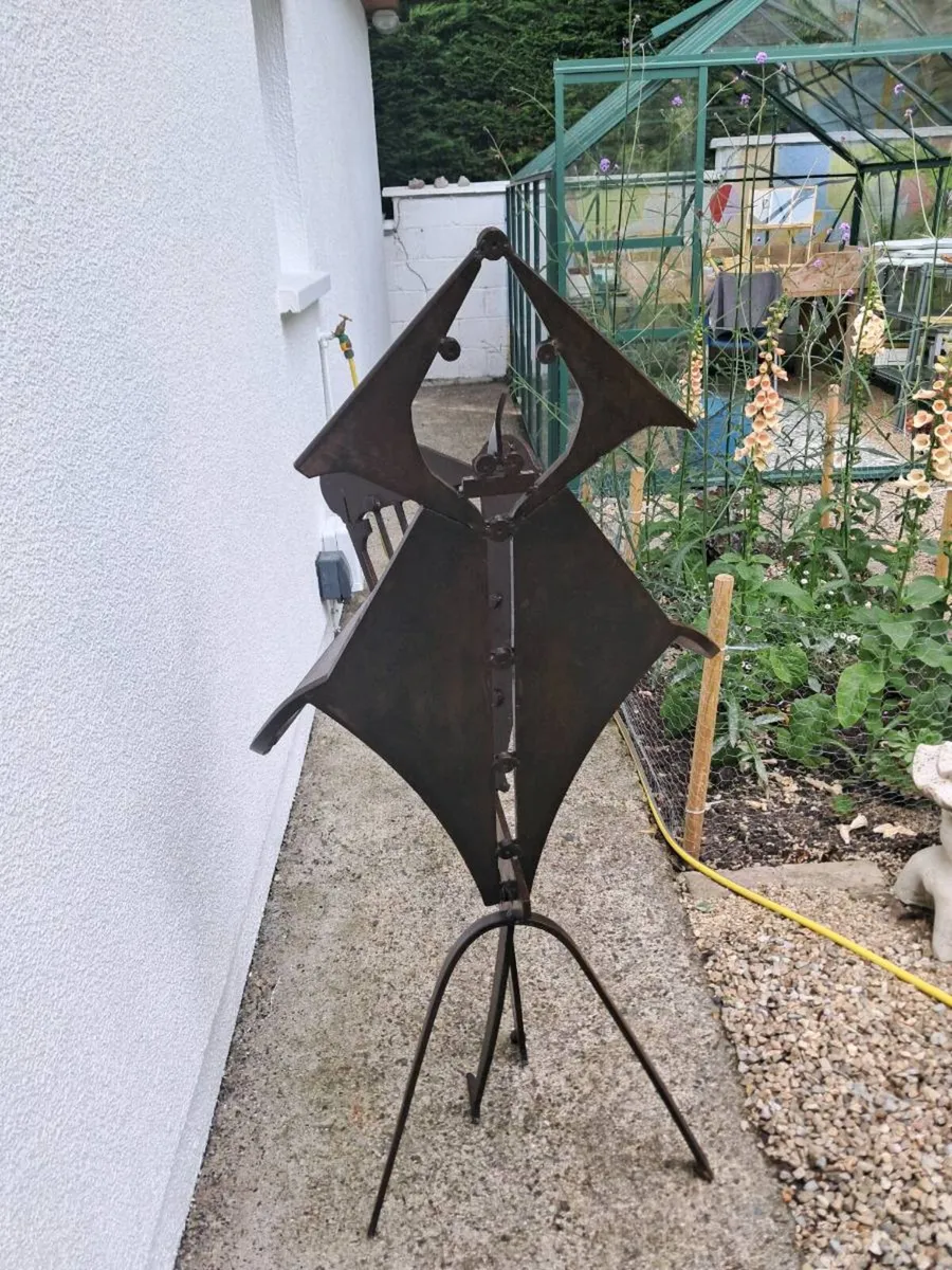 Garden sculpture reduced - Image 3