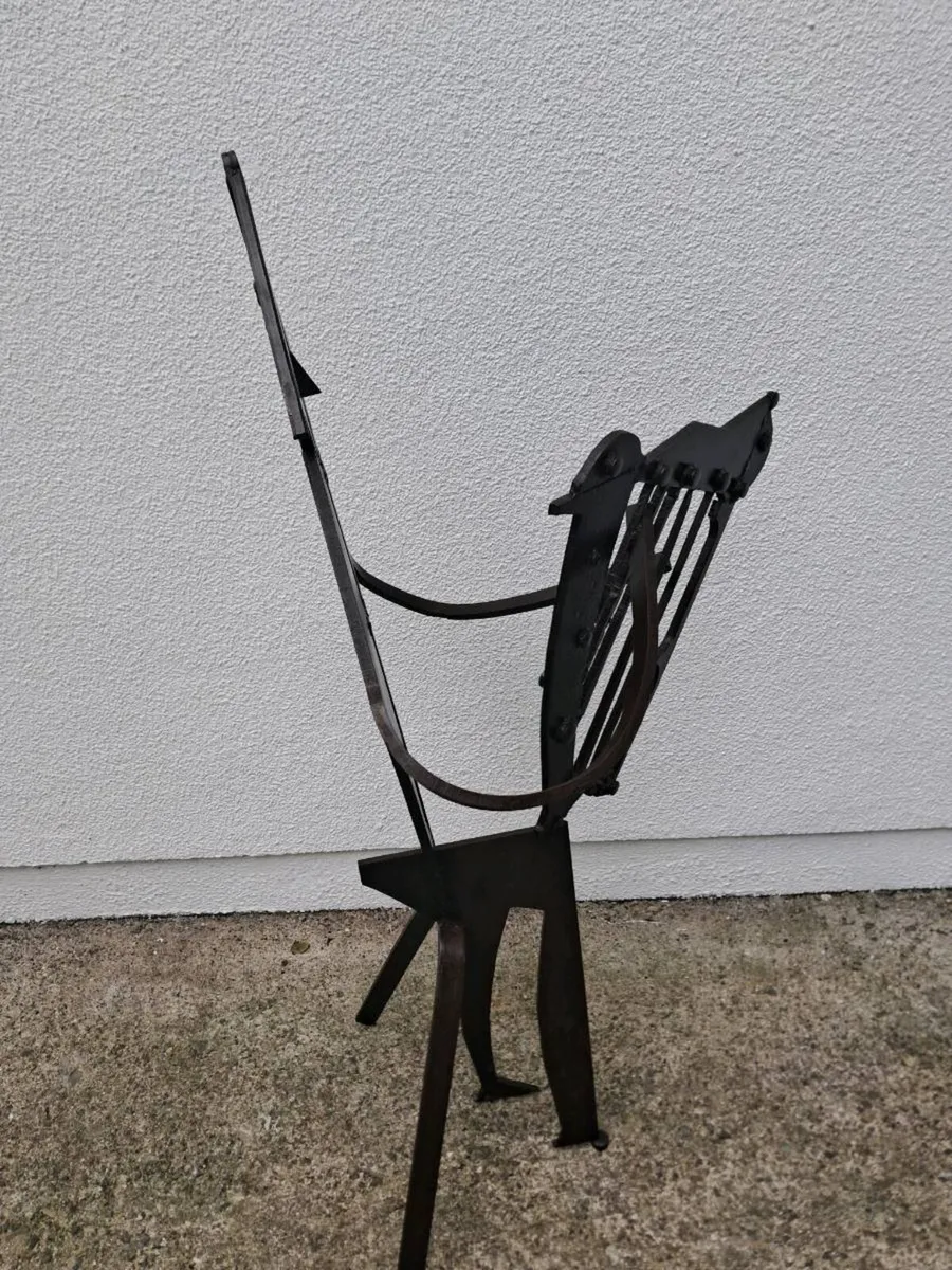 Garden sculpture reduced - Image 1