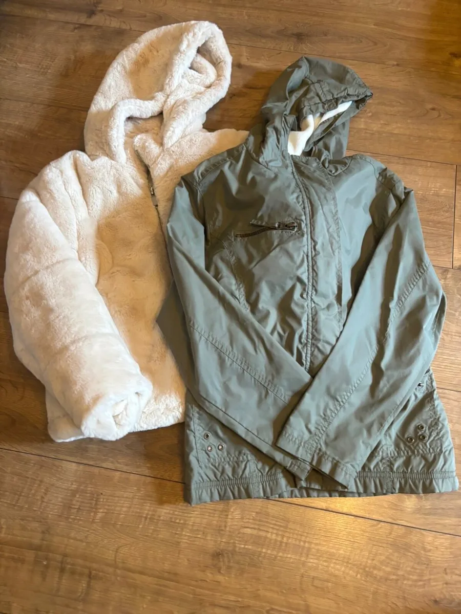 Girls bundle of aged 8-9 clothes various brands - Image 2