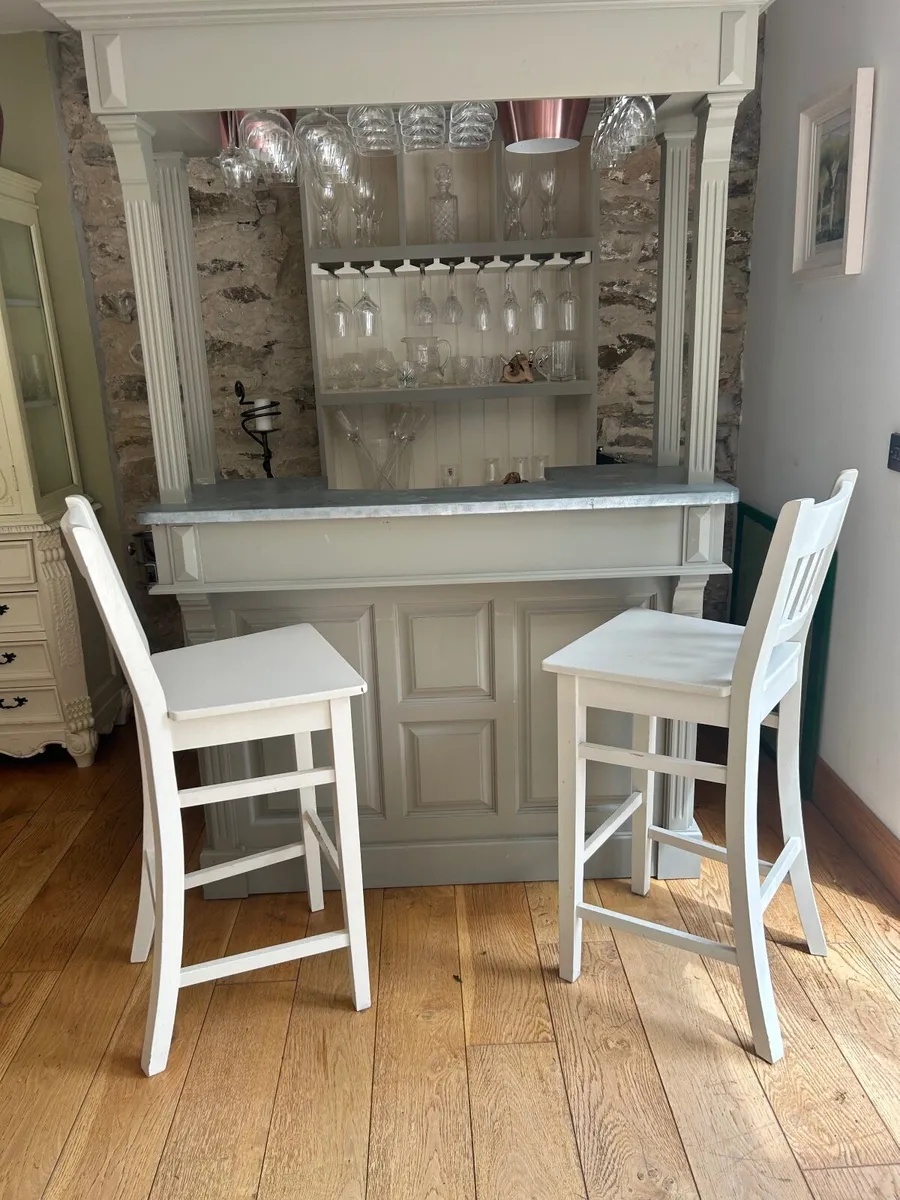 Home bar and stools - Image 4