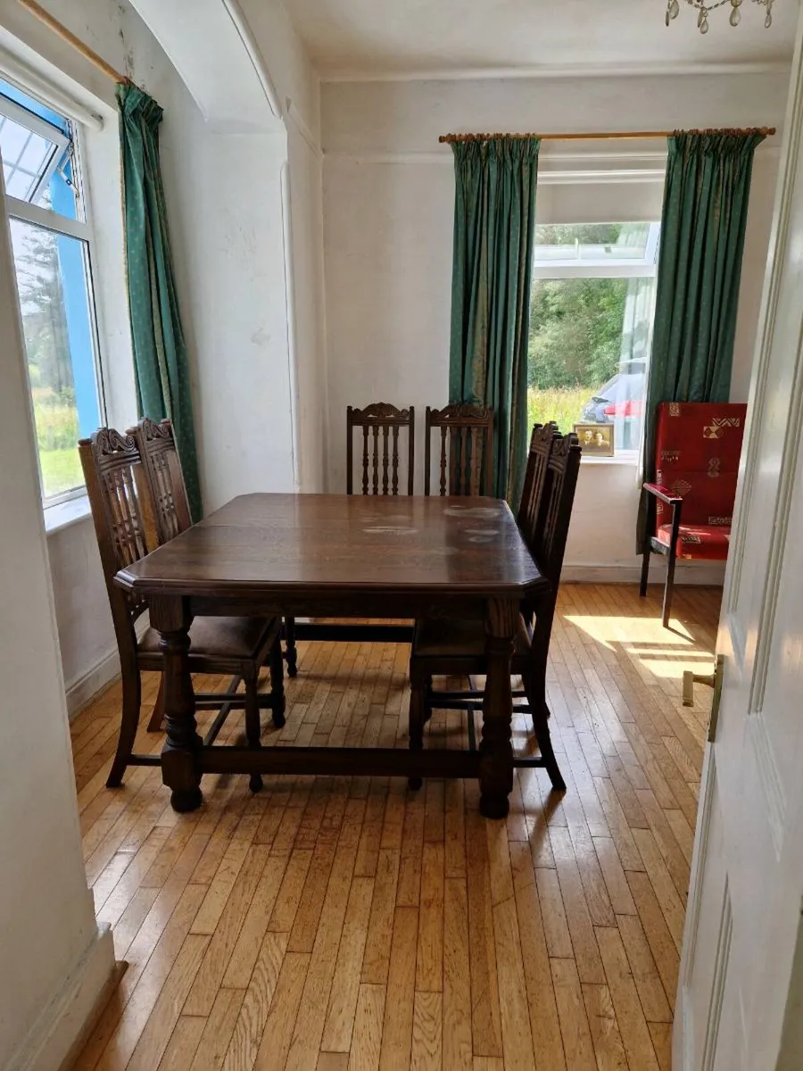 Extending Dining Table & Six Chairs - Image 1