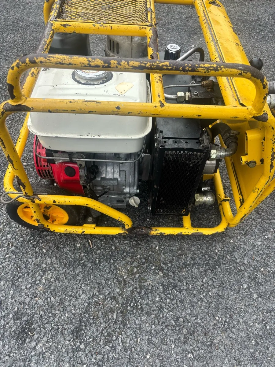 Jcb beaver power pack - Image 3