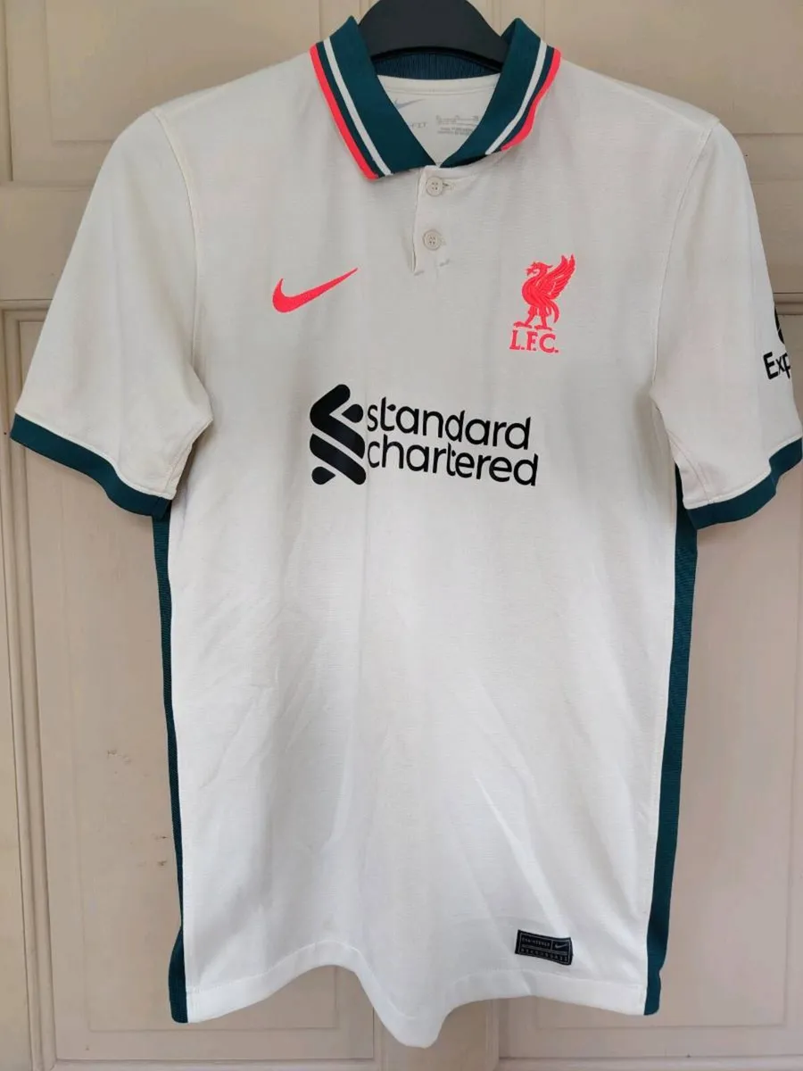 Kids liverpool jersey - Image 1