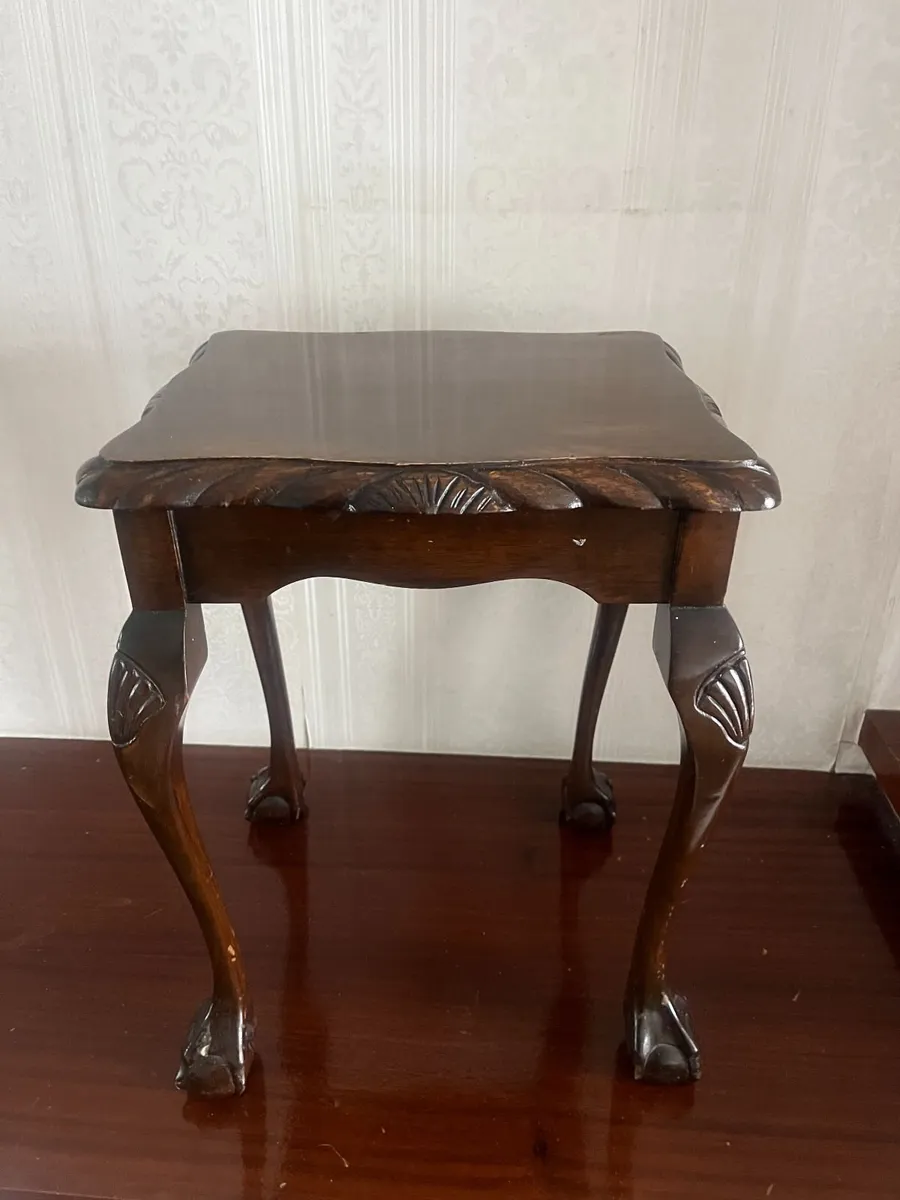 Set of 3 Carved Mahogany Nesting Tables - Image 4