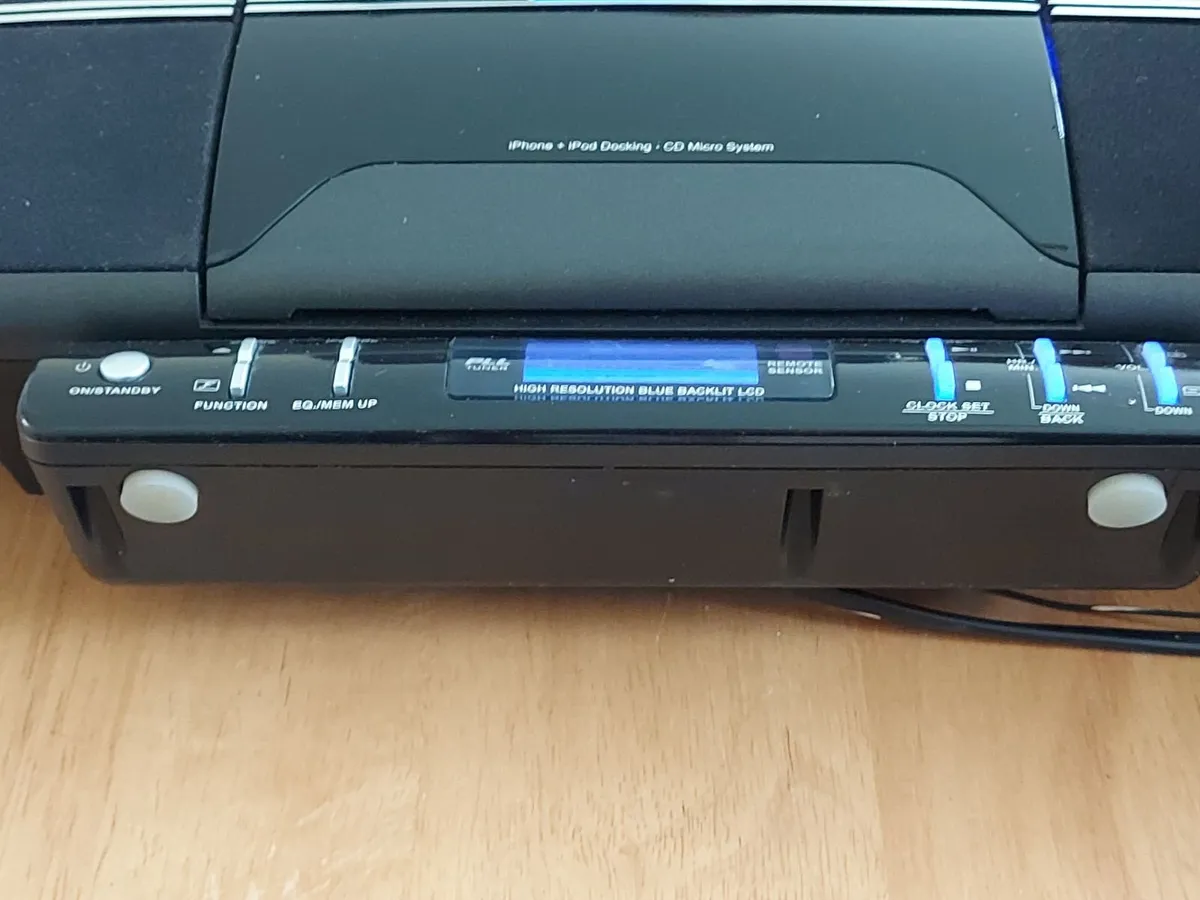 S  Z-535-AFPi CD-Radio Micro HiFi System iPOD Dock - Image 4