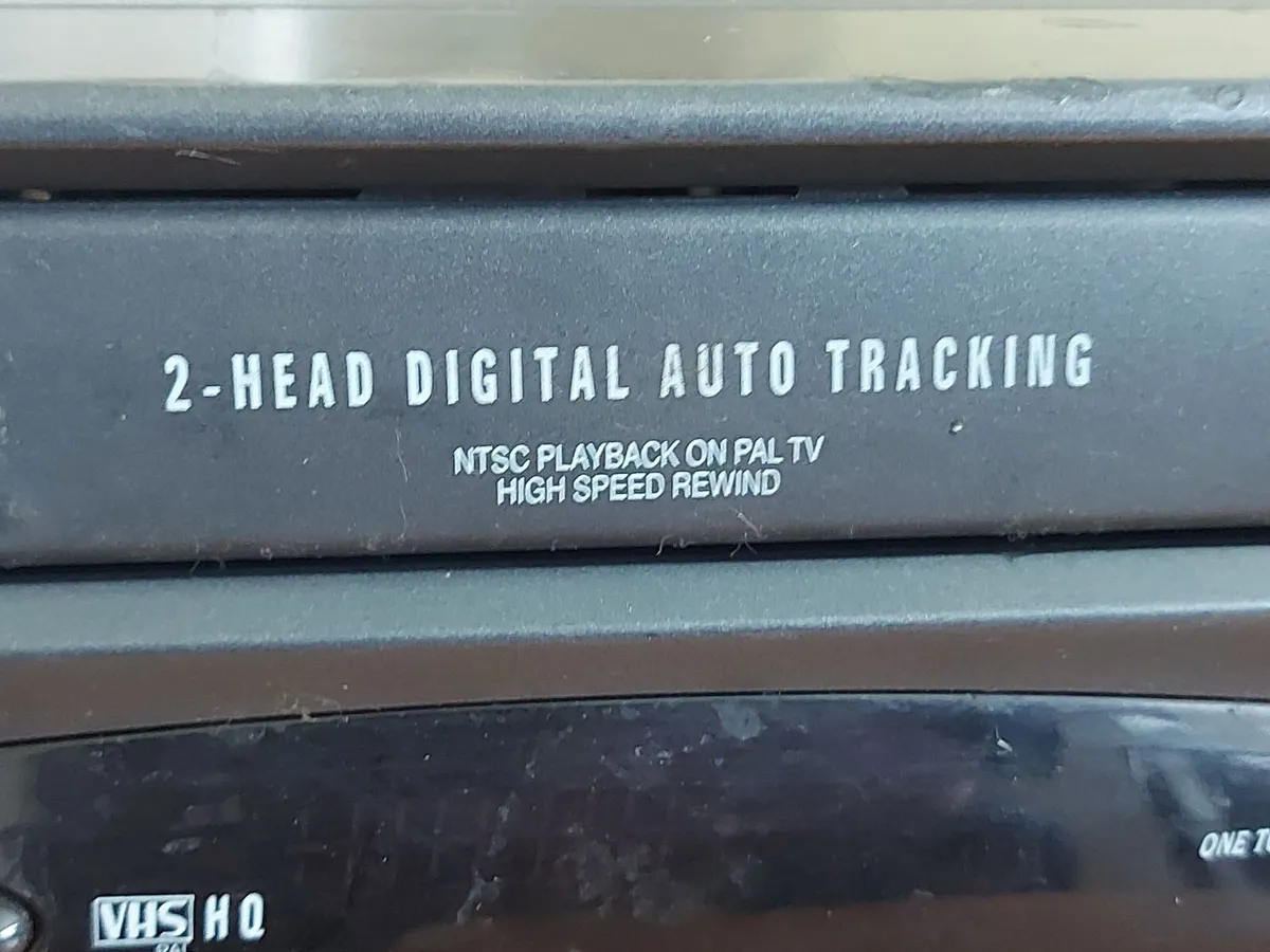 DAEWOO VHS Player, Model VQ210PI, 2 Head Digital A - Image 3