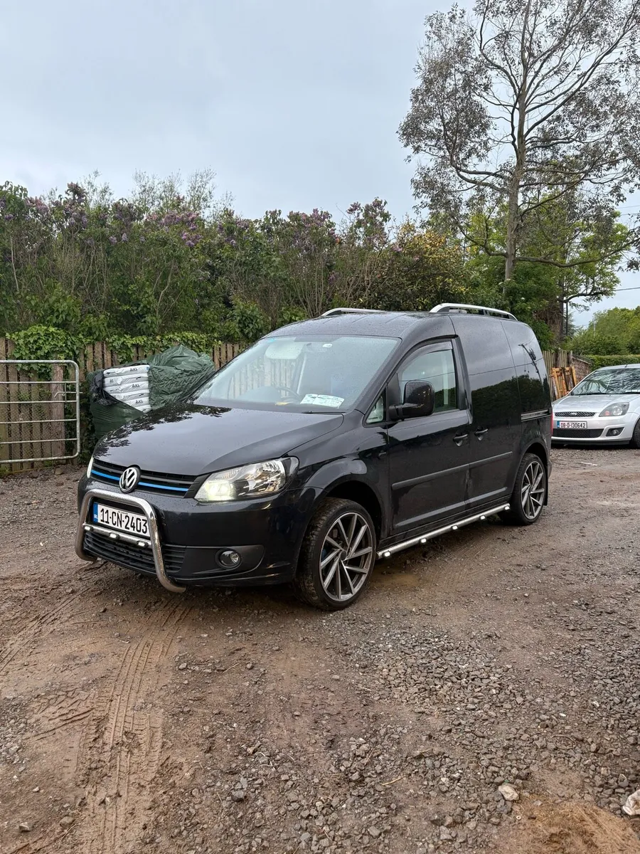Vw caddy 2011 - Image 1