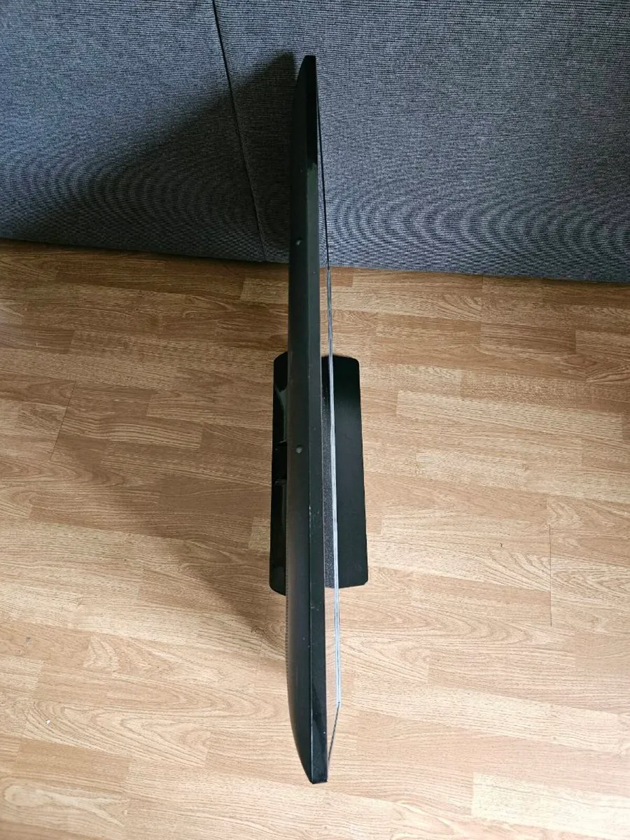 Samsung TV - Image 4