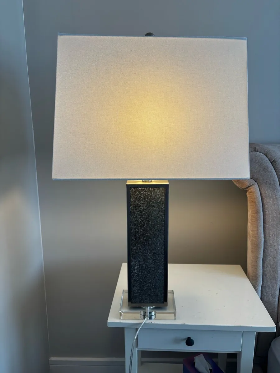 Almost new bedside lamp in white shade, silver - Image 1
