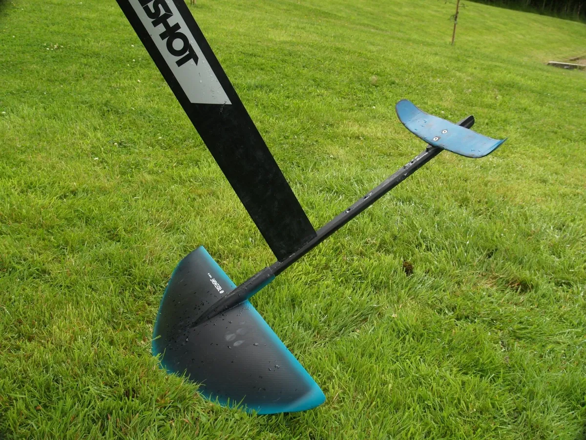 Slingshot Dialer 145 windsurf Foil Board - Image 4