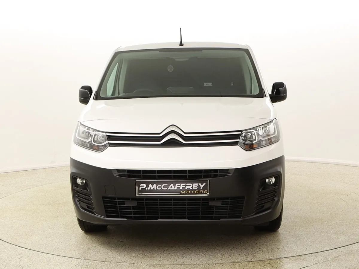 2022 Citroen Berlingo 1.5 HDI Enterprise 3 seater - Image 2