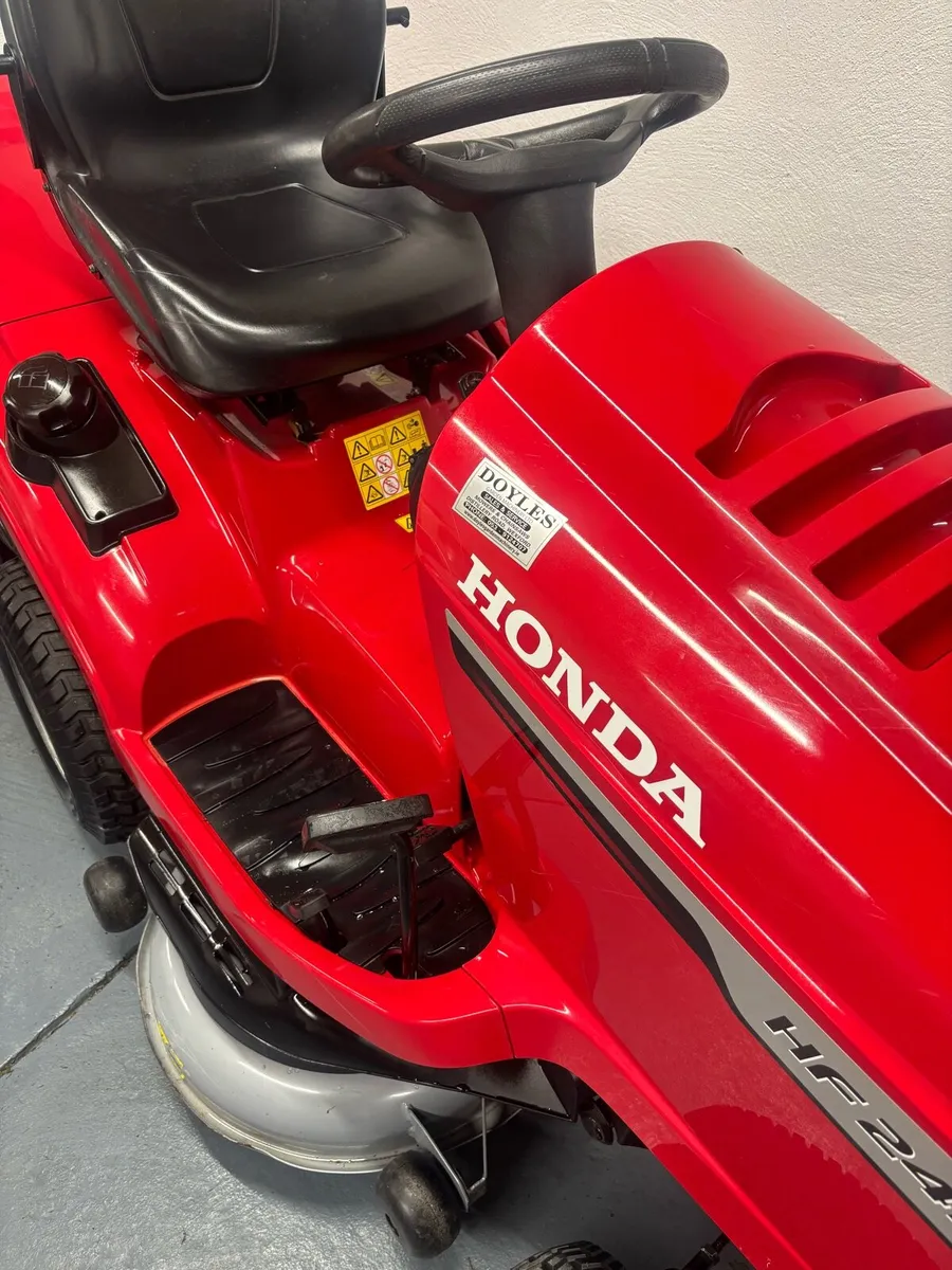 Honda lawnmower - Image 3