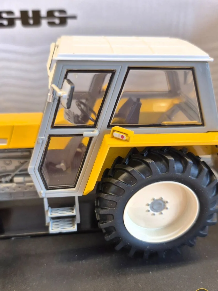 Ursus1201 - 2WD Tractor Diecast Replica - Image 2