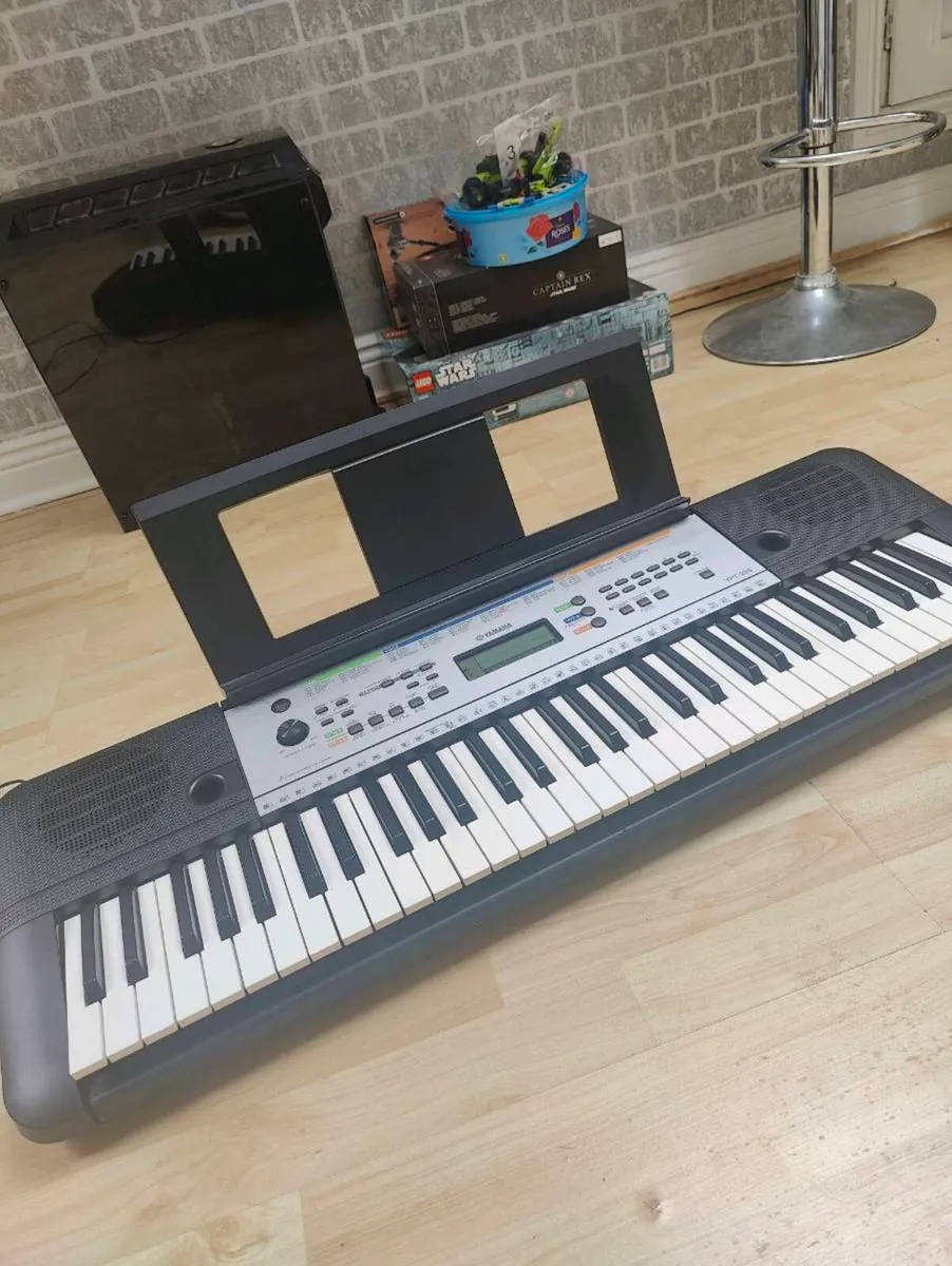 Electric keyboard - Image 2