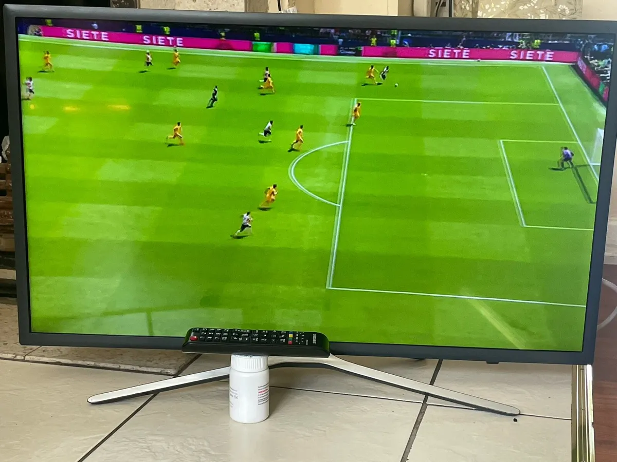 Samsung Smart Tv 32’ inch - Image 2