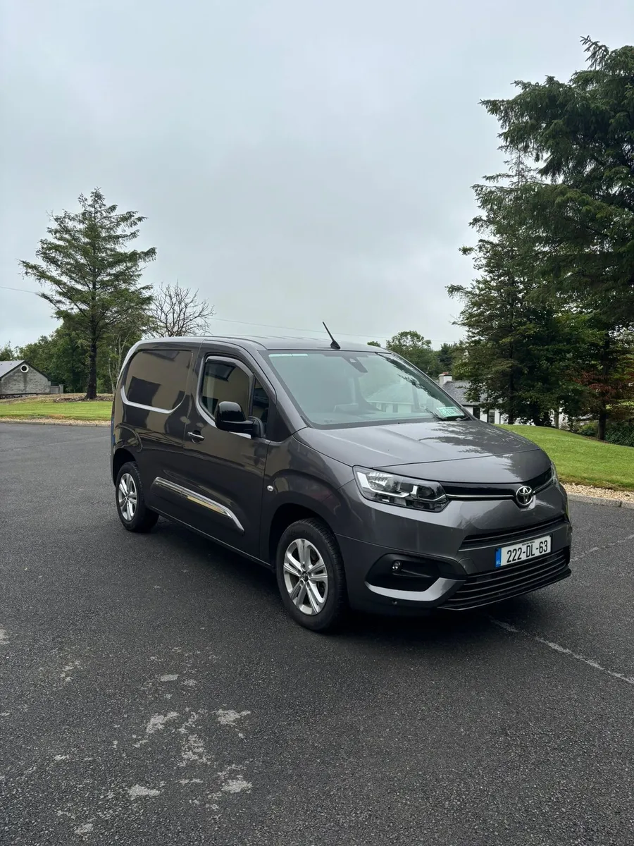 Toyota Proace City - Image 2