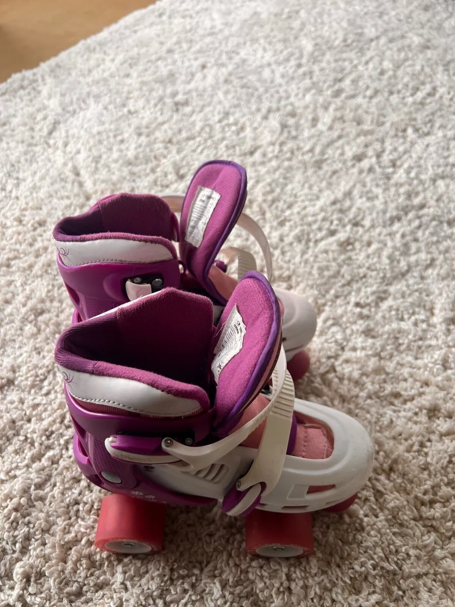 Roller Skates - Image 2