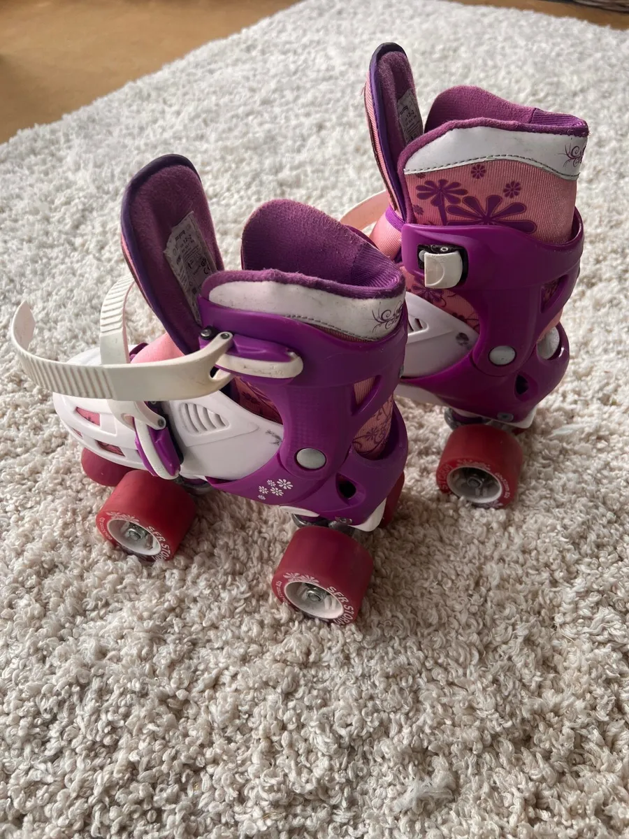 Roller Skates - Image 4