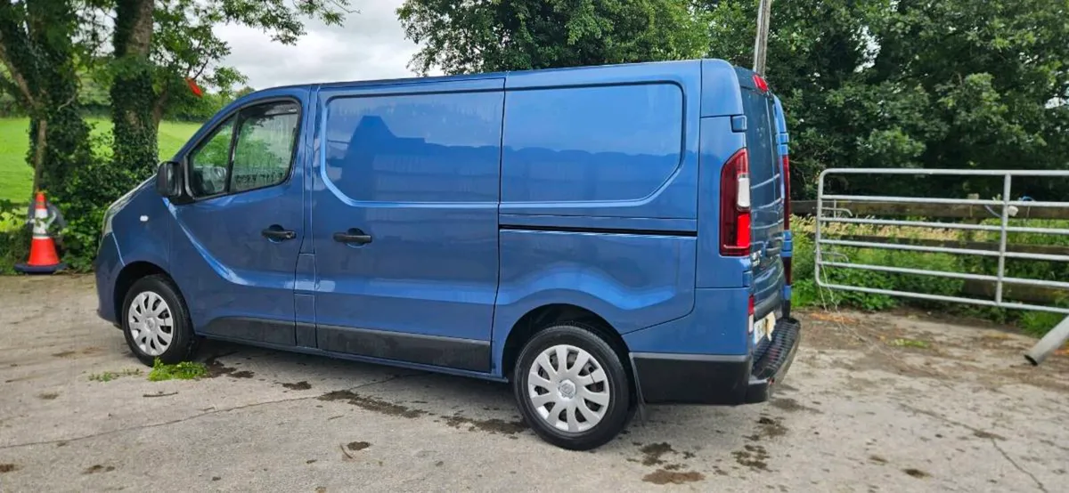 Renault trafic business + - Image 3
