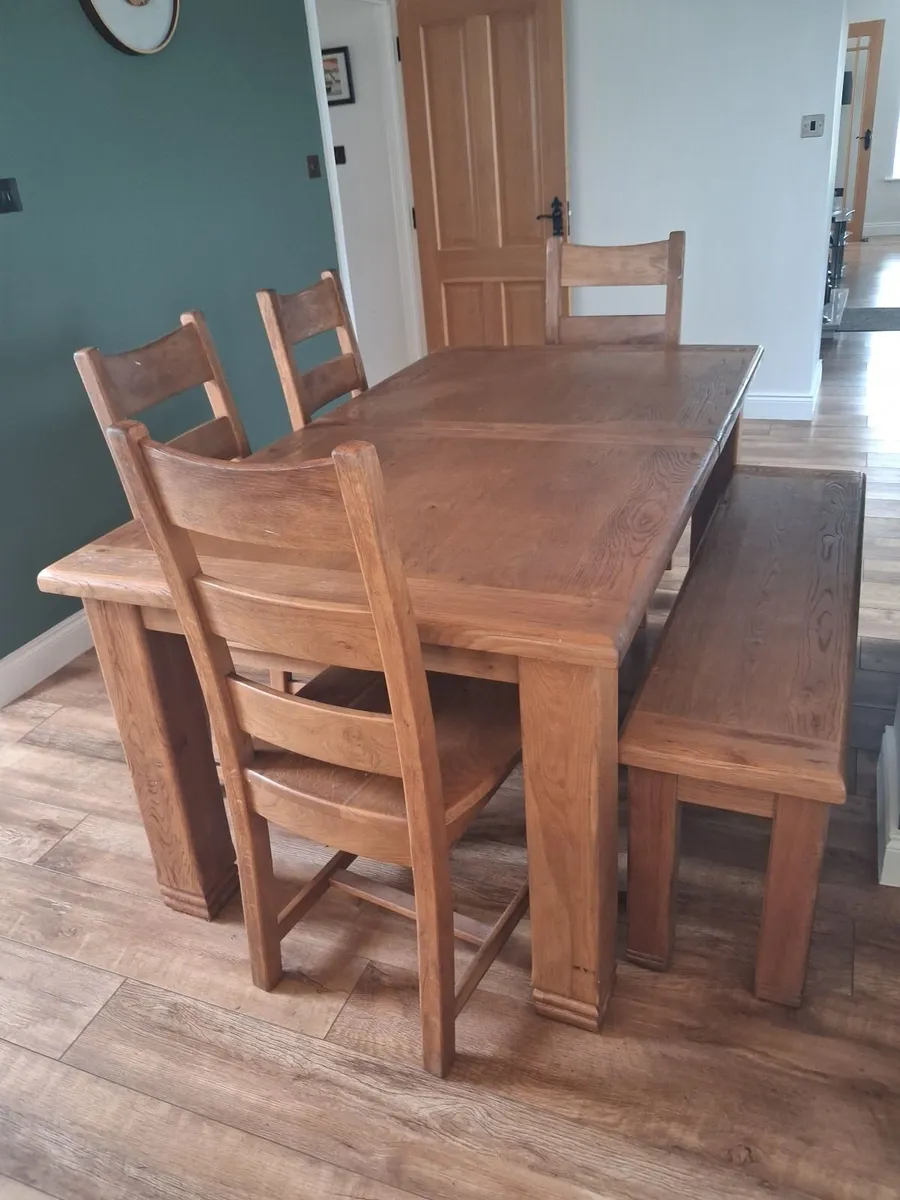 Dining table, chairs and bench - Image 1