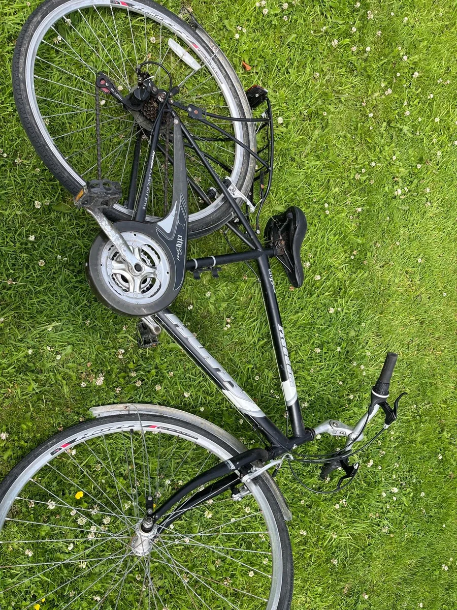 Huffy freedom city gent( Adult bike) - Image 2