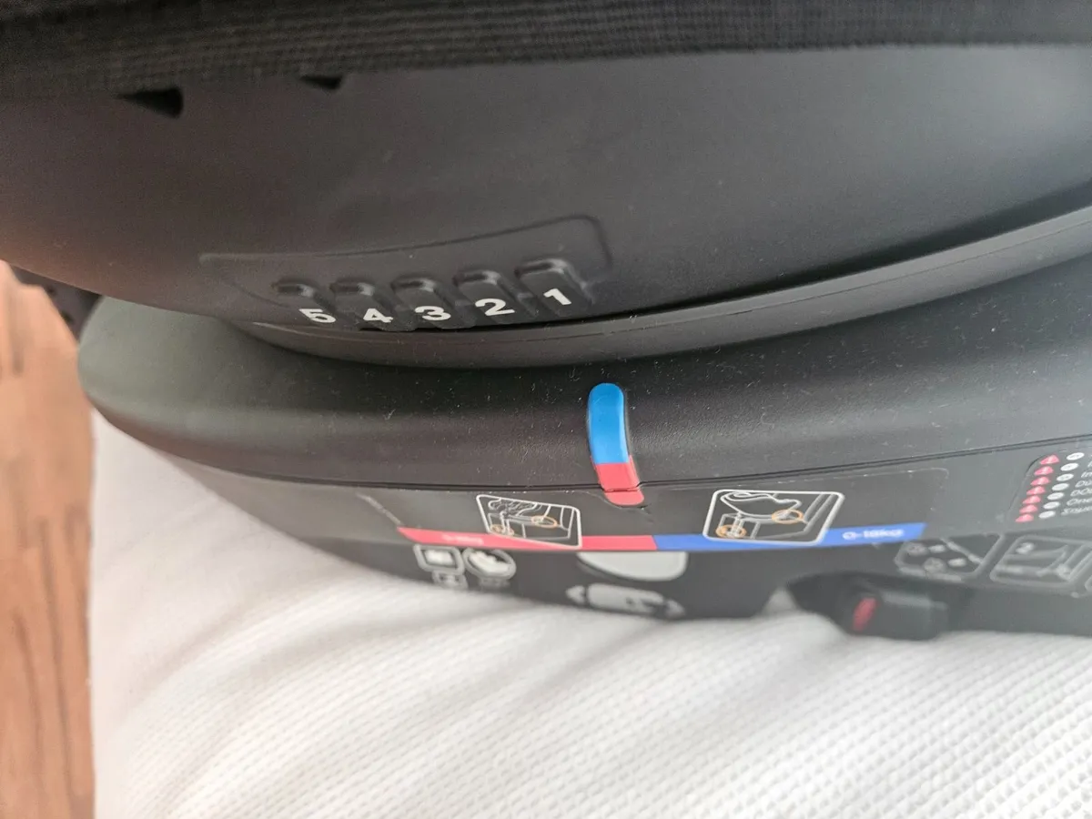 Joie spin 360 car seat 0 months to 4 years - Image 4